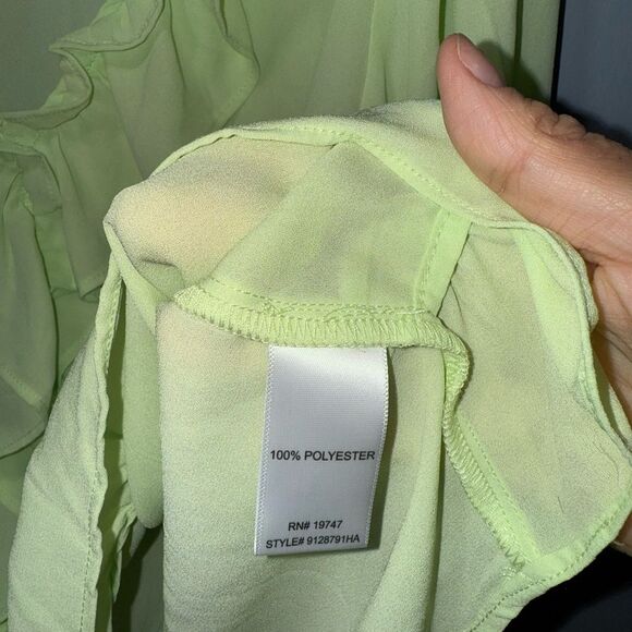Counterparts Green Bright Romantic Sexy Ruffle Feminine Blouse Size Large NWT - Picture 5 of 8